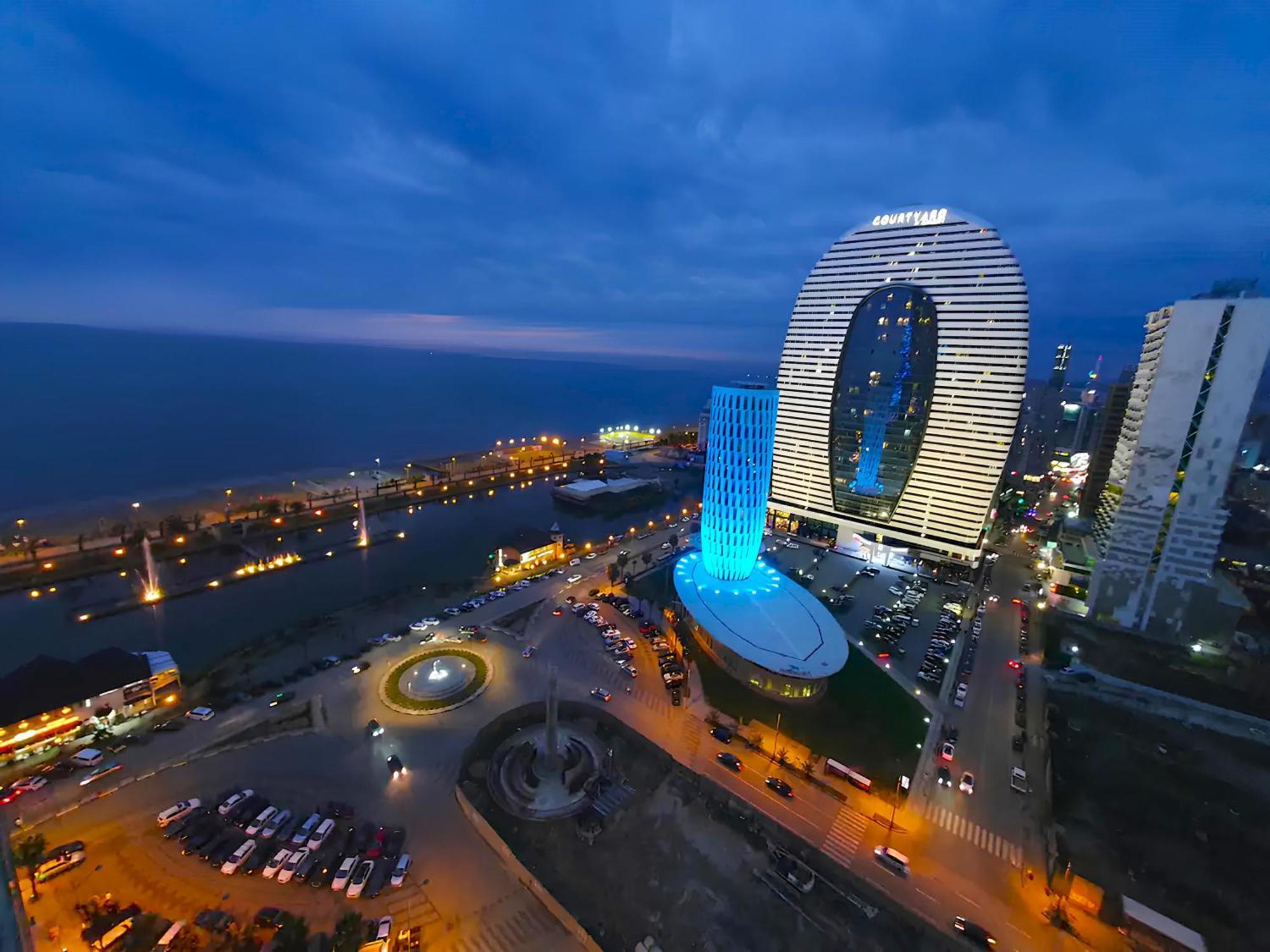 Orbi Panoramic Aparthotel Batumi Bagian luar foto