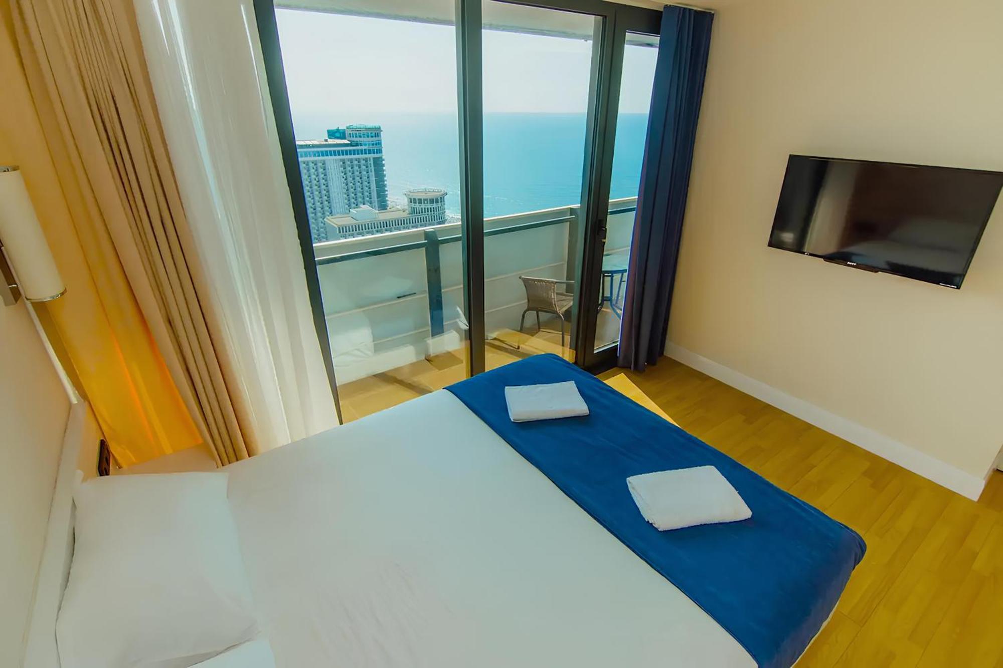 Orbi Panoramic Aparthotel Batumi Bagian luar foto